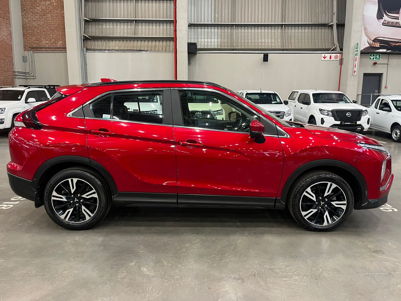 MITSUBISHI ECLIPSE CROSS ECLIPSE CROSS 2.0 GLS CVT